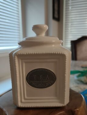 THL Tea Canister with lid, White Beaded Ceramic Tea Storage Silver Label, Kitche
